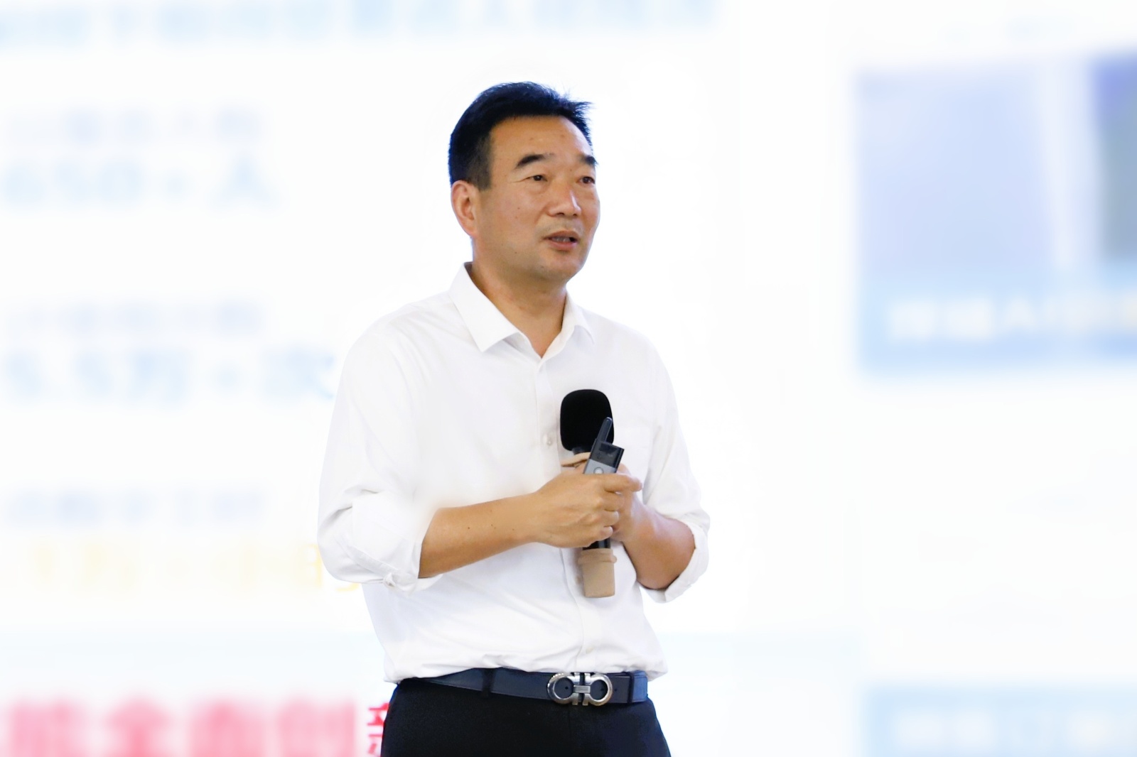 吴董2.JPG